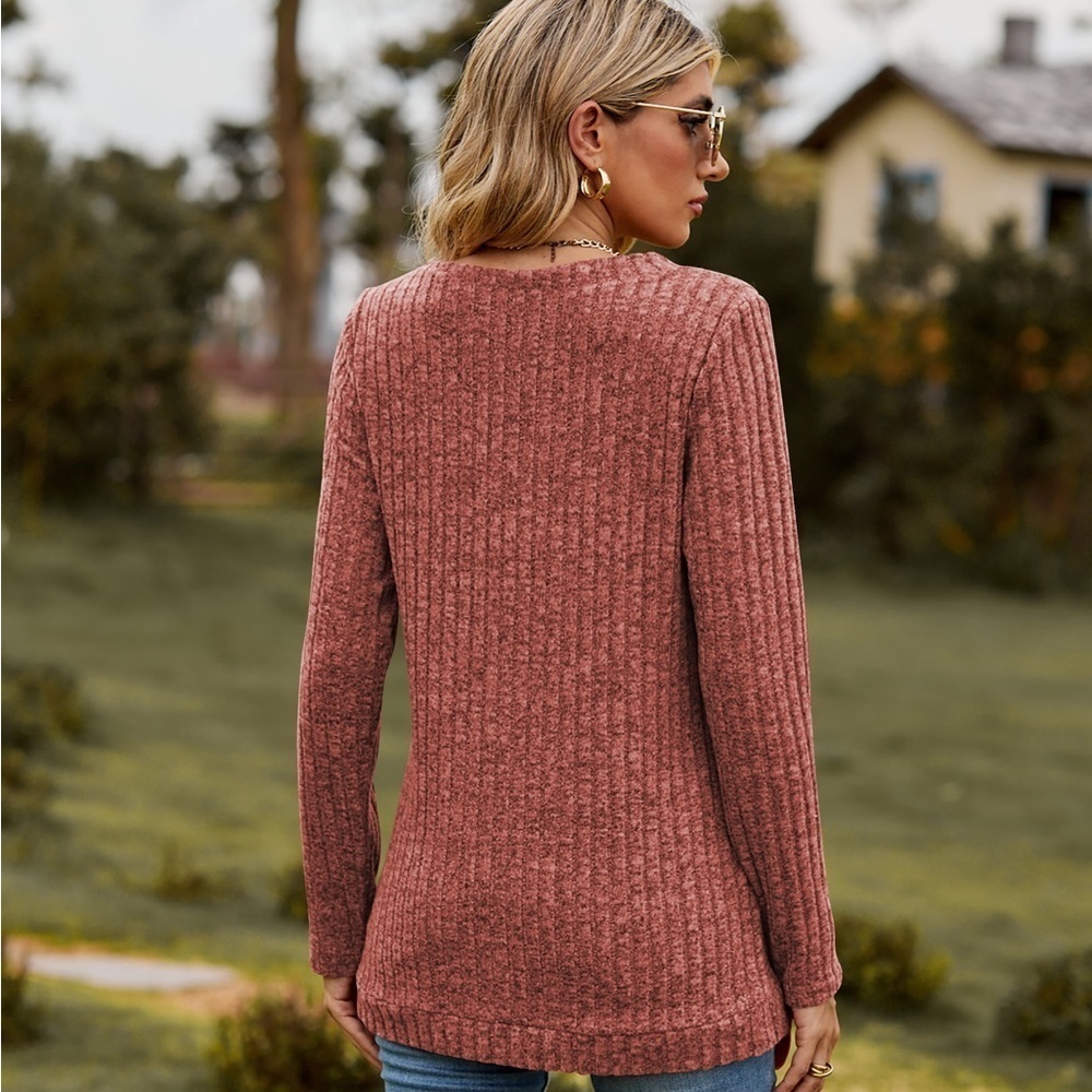 Classic Chic Ribbed V-Neck Sweaters - Picture 4 of 4